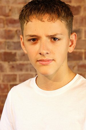Headshot Fashion Photographer (Spotlight Approved)